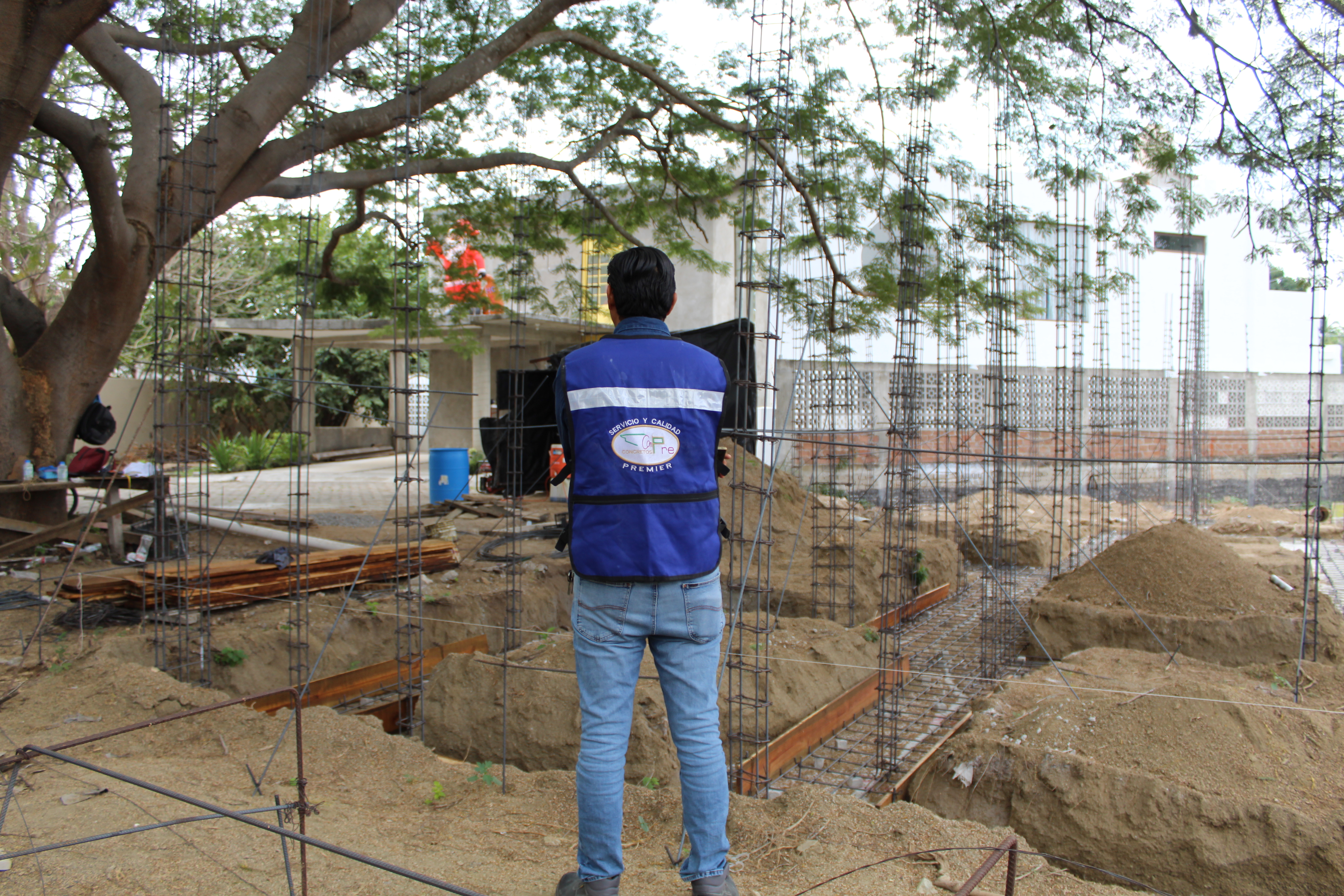 Camión revolvedora de concreto premezclado Conpre